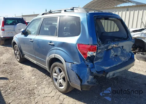 2010 Subaru Forester 2.5X Limited z USA, uszkodzony, nr VIN JF2SH6DC5AH801522